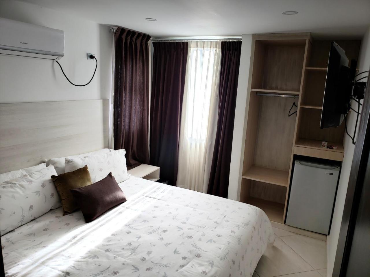 Hotel Radoa El Banco  ภายนอก รูปภาพ