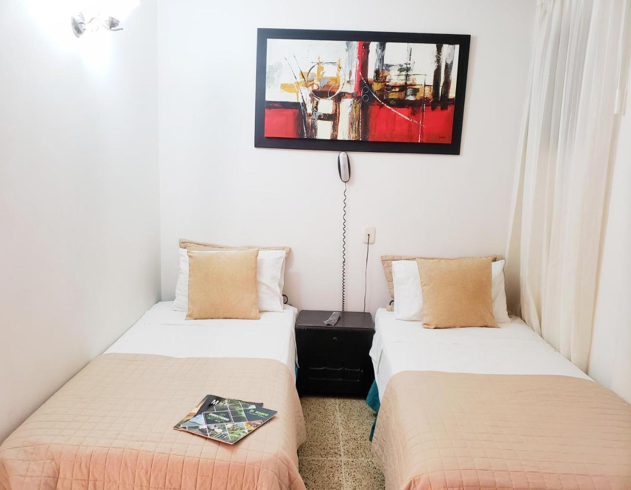 Hotel Radoa El Banco  ภายนอก รูปภาพ