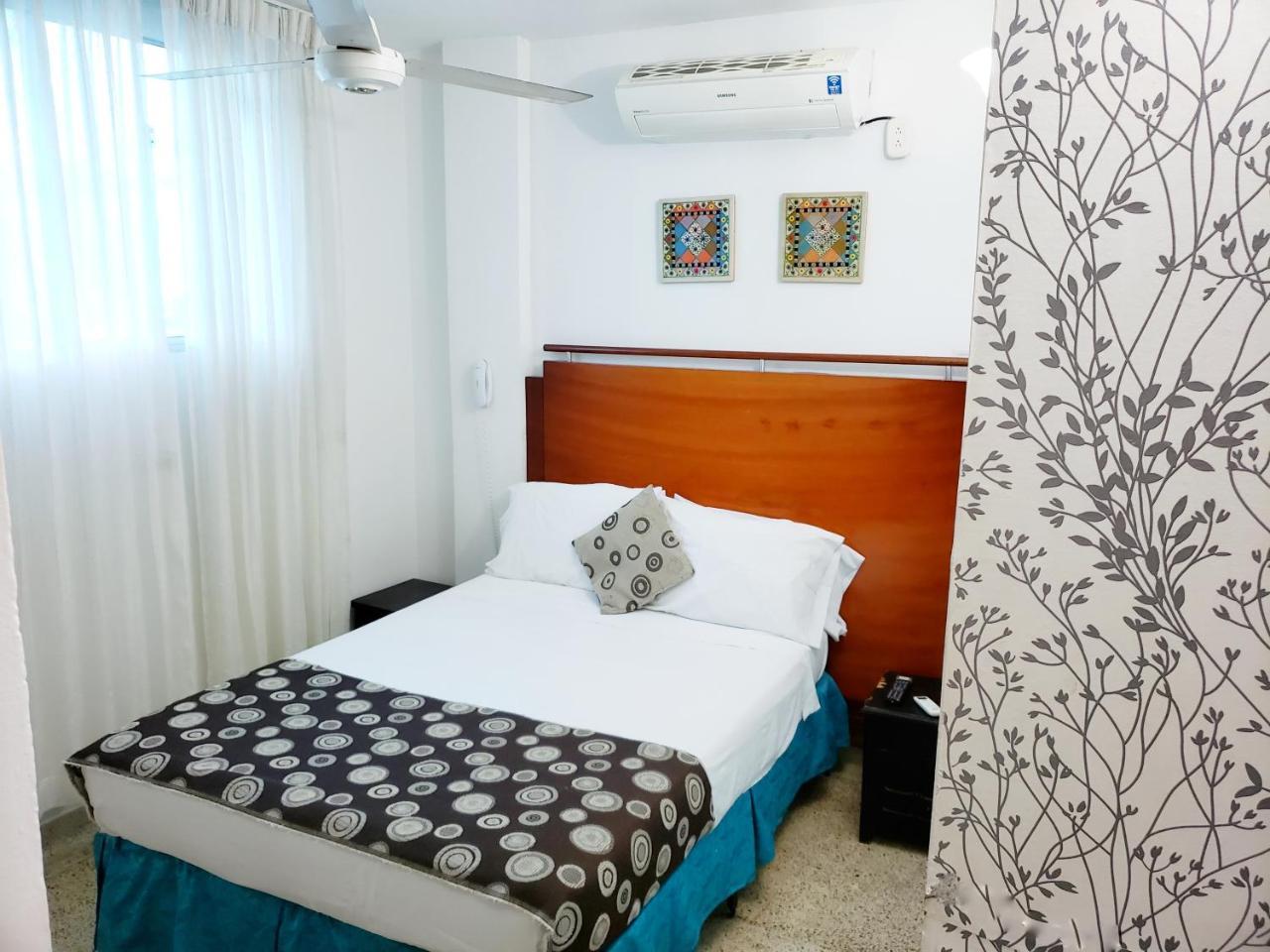 Hotel Radoa El Banco  ภายนอก รูปภาพ